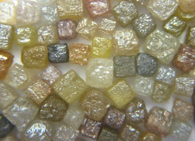 Rough Cubes in Natural Colors