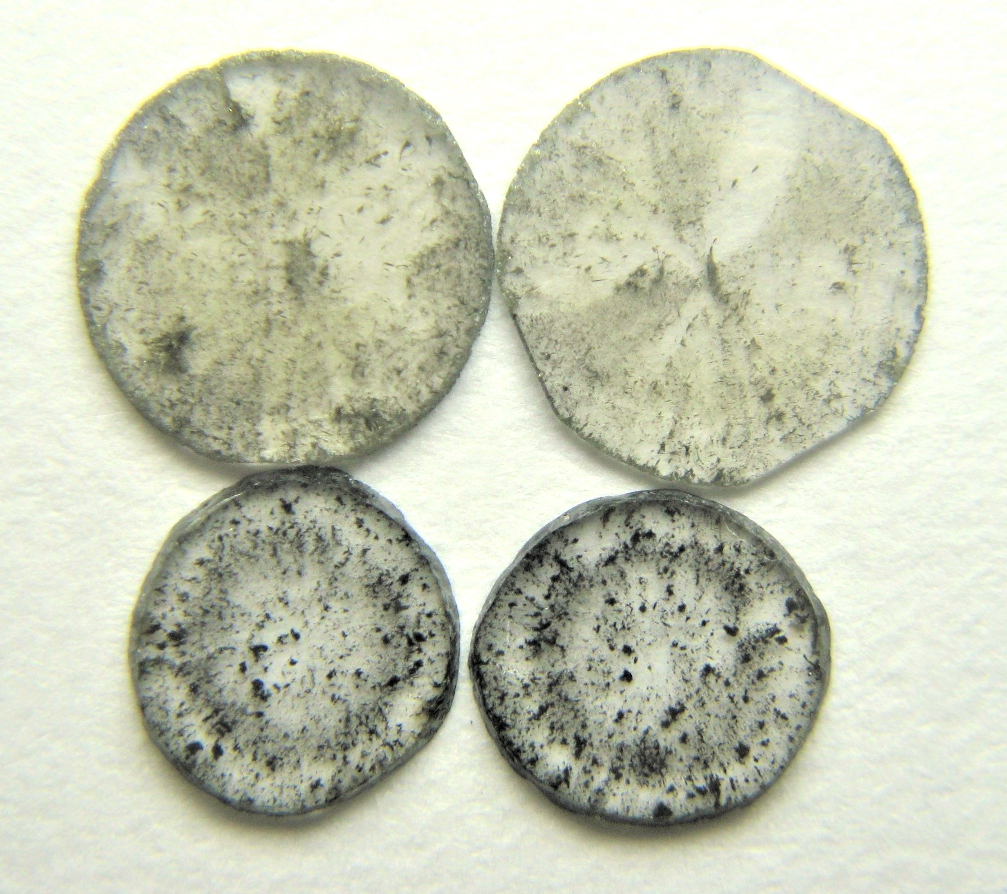 Salt & Pepper Round Diamond Slices