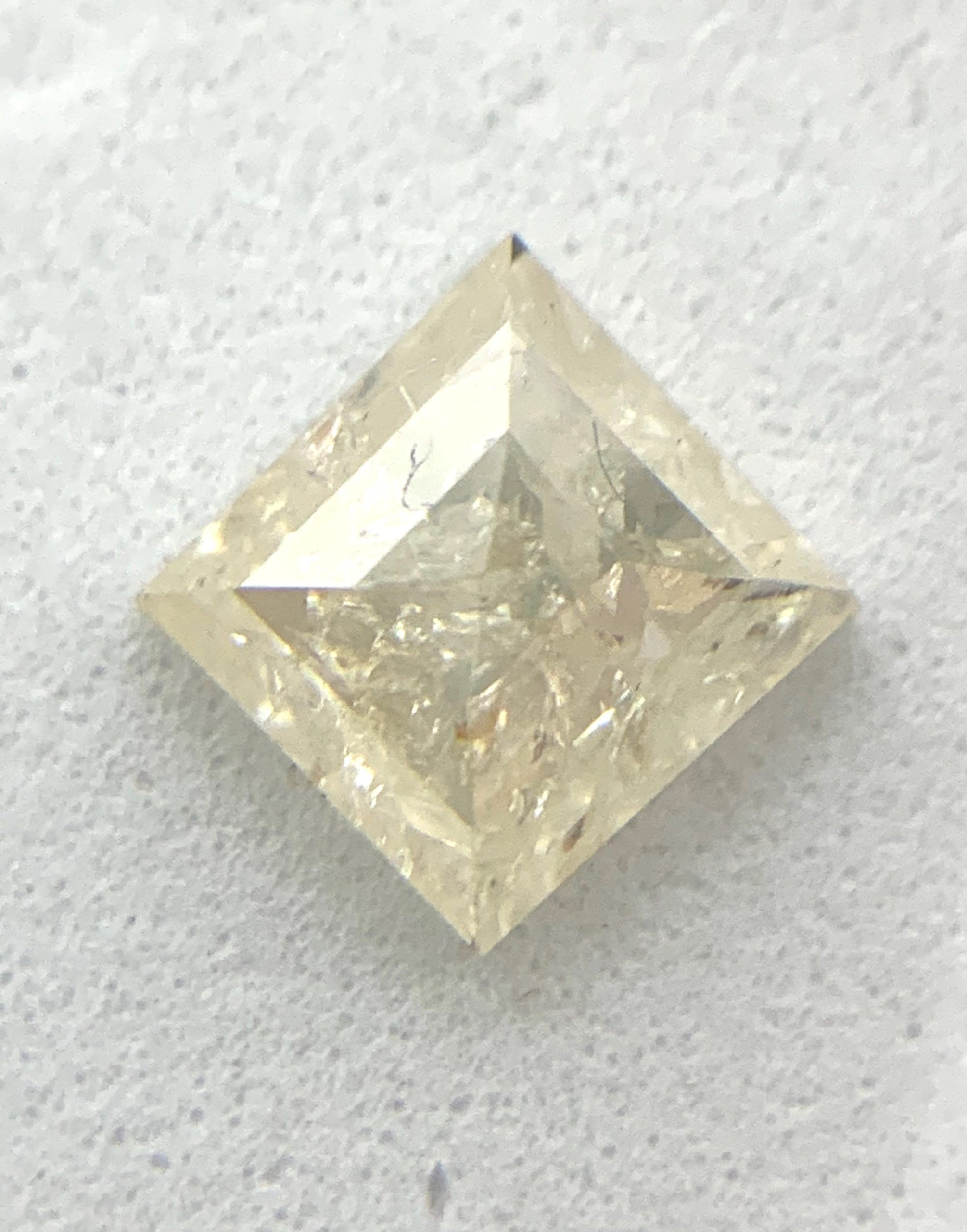 Square Cut Opaque Color Diamond - Image 3