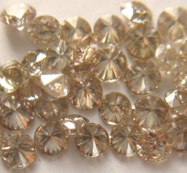 Light Brown Round Brilliant Cut Diamonds