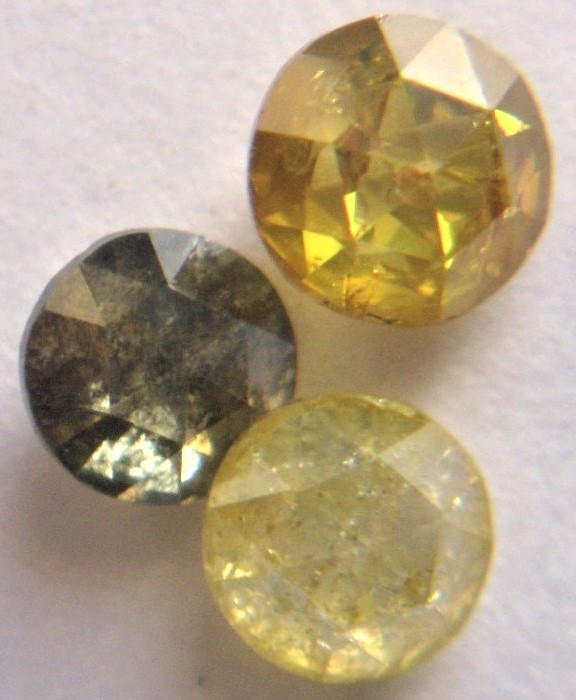 Natural Color Round Brilliant Cut Diamonds