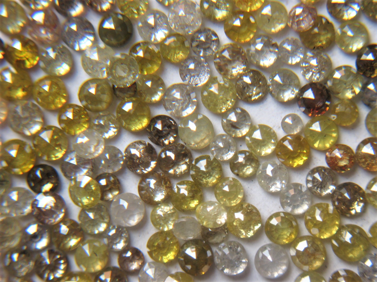 Natural Colors Small Round Mirror Cut Diamonds