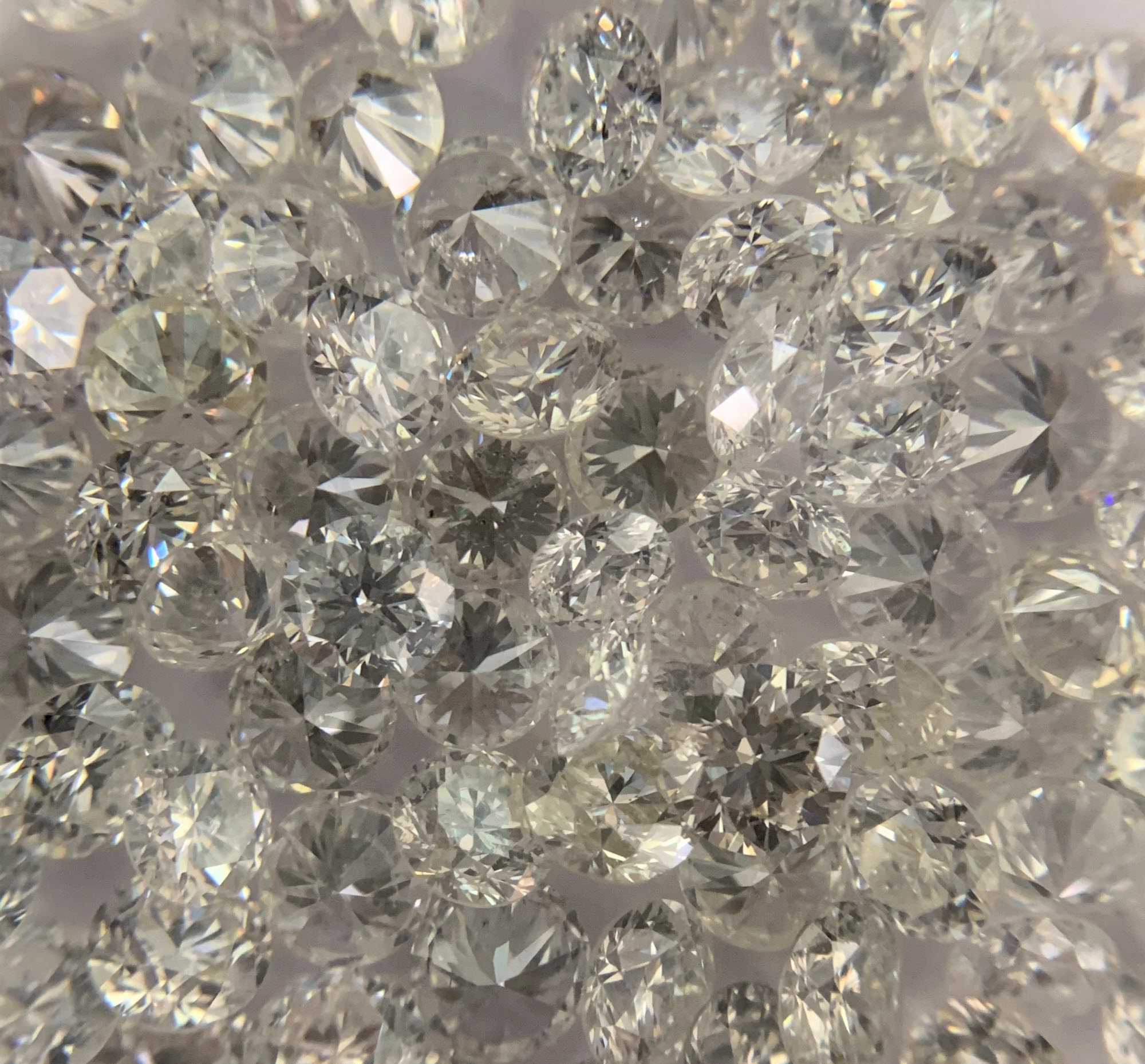 White Round Brilliant Cut Diamonds