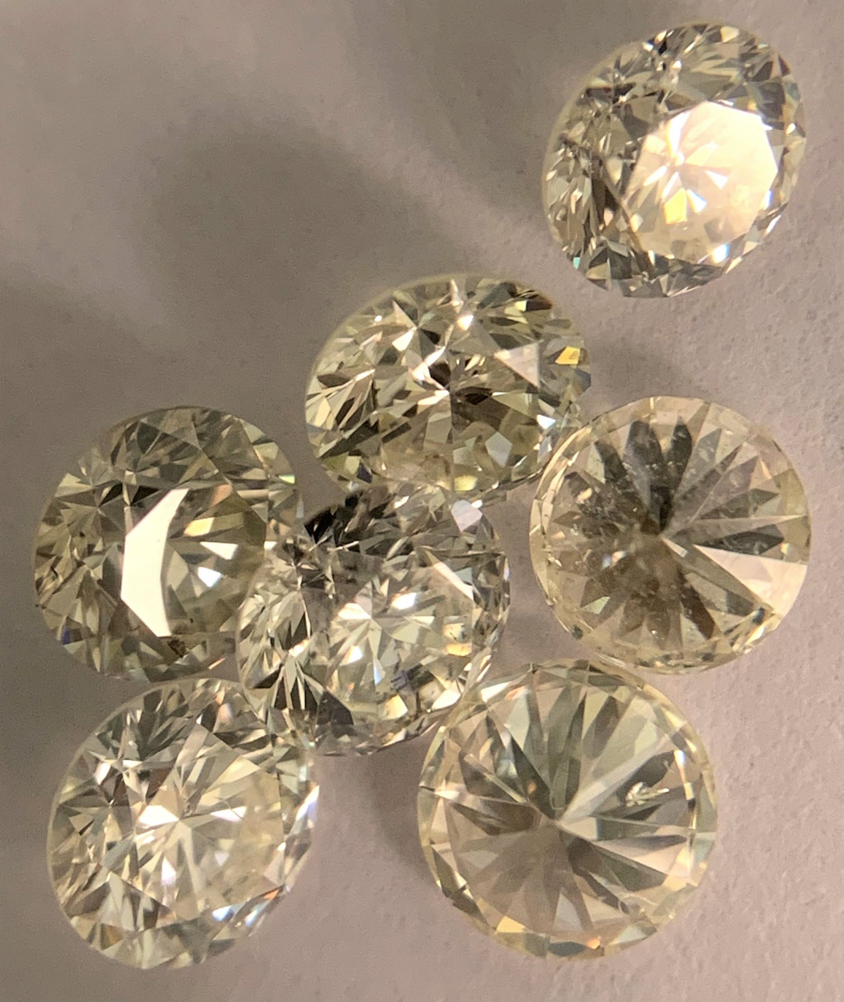 Brown Round Brilliant Cut Diamonds